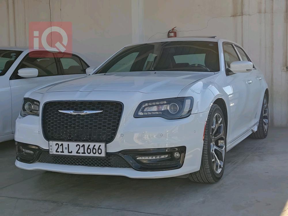 كرايسلر 300